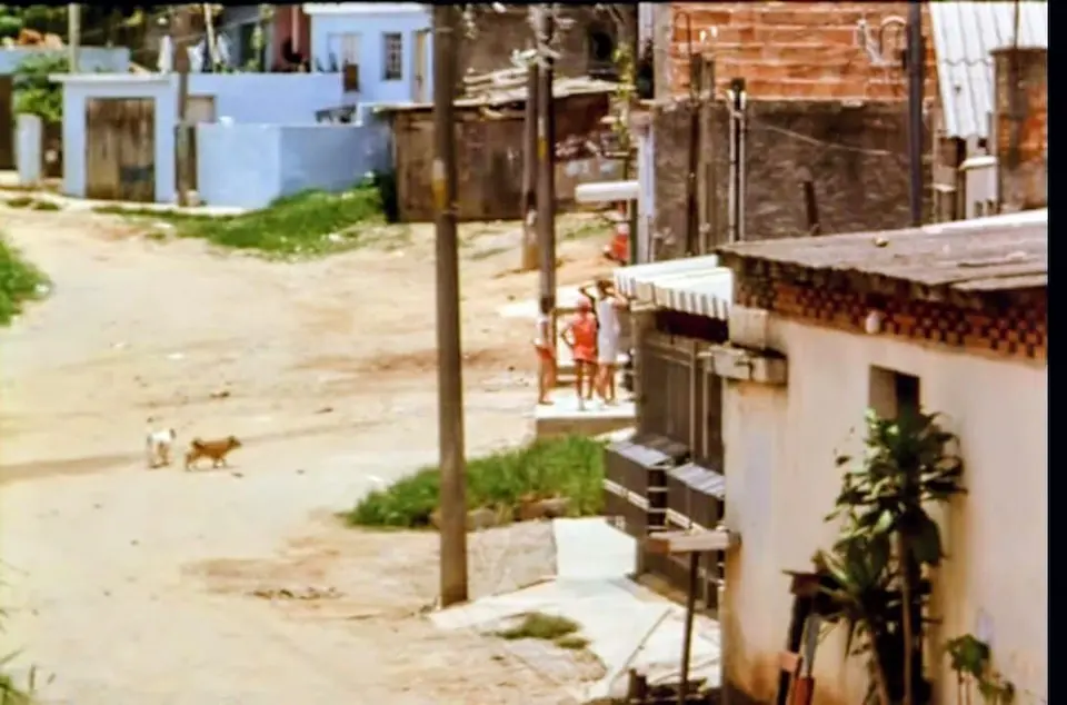 Rua Francico Barriga de Souza, onde Mr Q cresceu